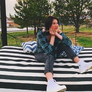 Meet your Posher, Patience